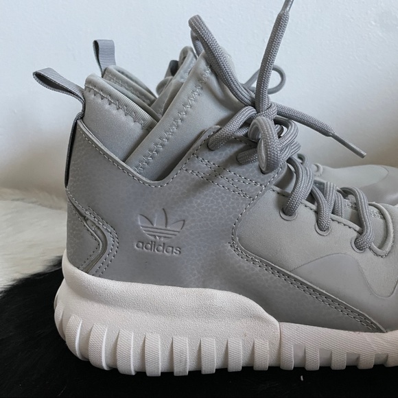 ADIDAS | Tubular Grey Sneakers - Picture 3 of 8